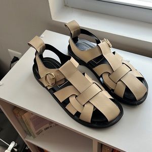Zara LEATHER FISHERMAN SANDALS size 9